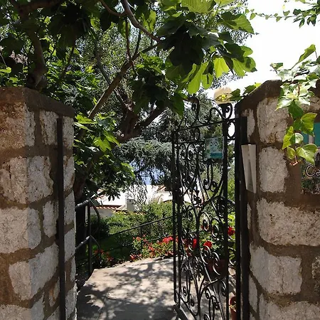 Casa Augusto Bed & Breakfast