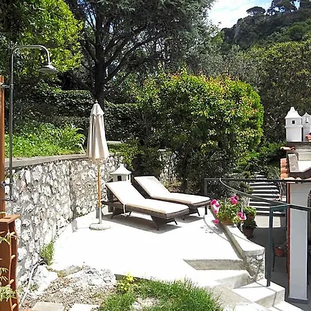 Casa Augusto Couette-café Capri