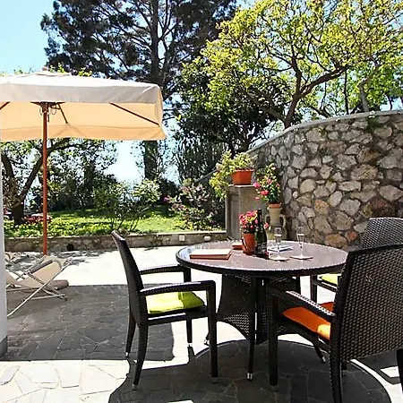 Casa Augusto Couette-café 4*