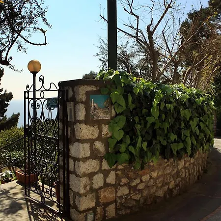 Casa Augusto לינה וארוחת בוקר 4*