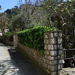 Casa Augusto Bed and Breakfast 4*