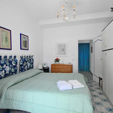 Oda ve Kahvaltı Casa Augusto